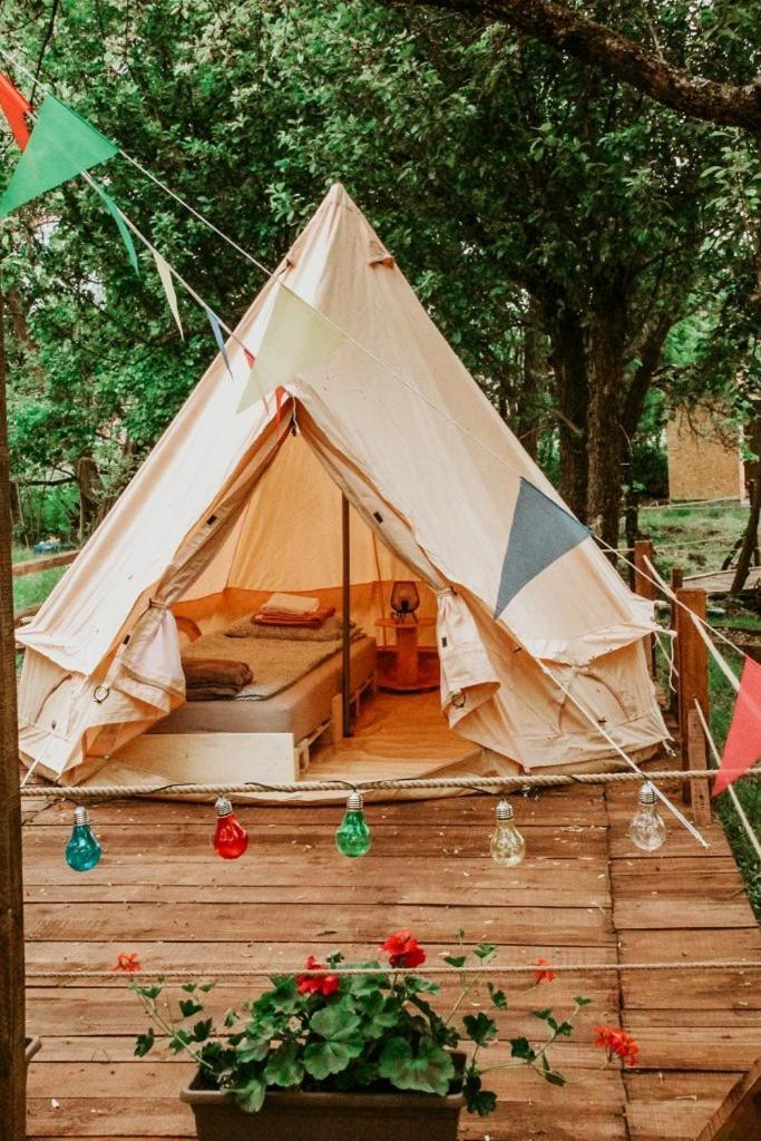 My Lake Glamping Dalnic Exteriör bild